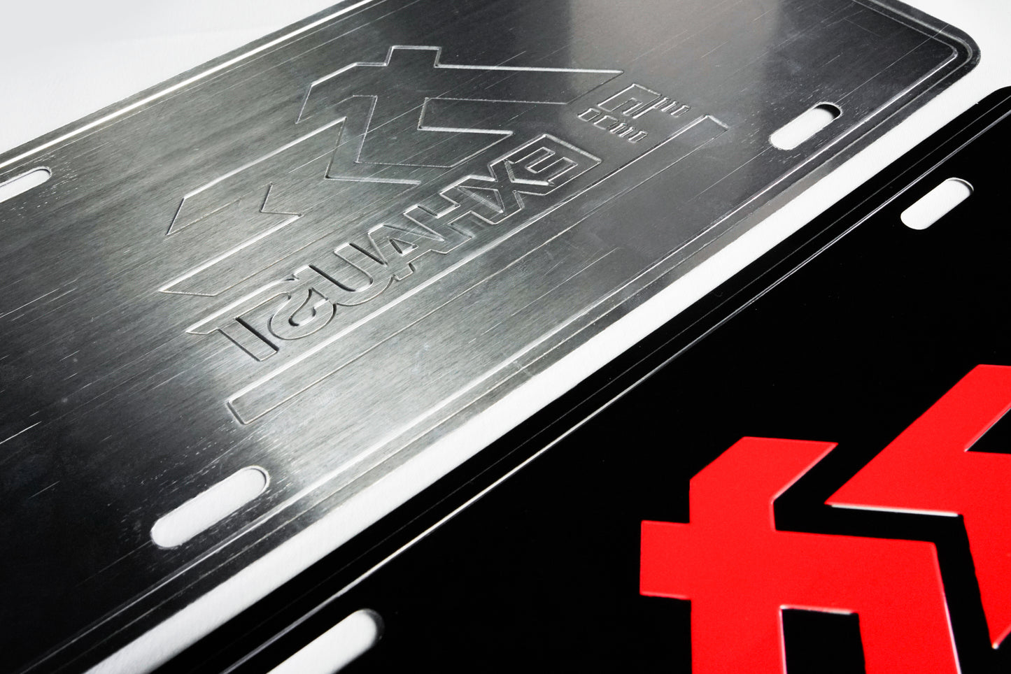 Fi EXHAUST 美國車牌(1PCS)