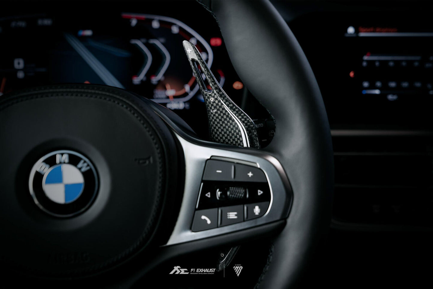 BMW G系列 1K格紋碳纖維 競技銀色線